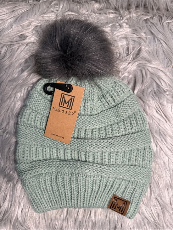 mirmaru Accessories - Mirmaru Mint Knit Pom Beanie Hat NWT
